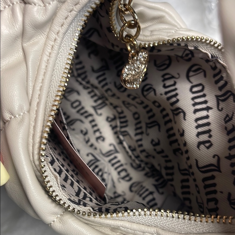 Juicy Couture- Cream Quilted Handbag with Gold Accents & Key chain - Picture 11 of 15